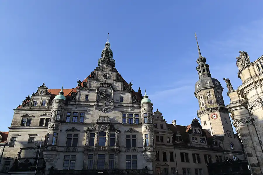 107 | 2016 | Dresden | Hausmannsturm | © carsten riede fotografie