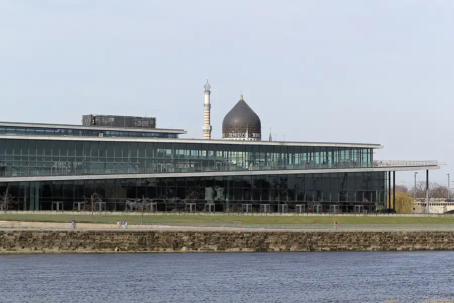 110 | 2016 | Dresden | Internationales Congress Center | © carsten riede fotografie