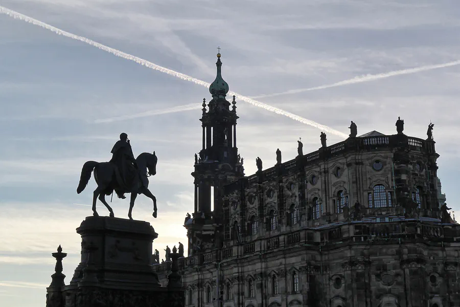 115 | 2016 | Dresden | Katholische Hofkirche + Hausmannsturm | © carsten riede fotografie