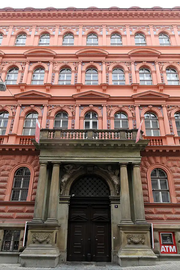 002 | 2016 | Praha | © carsten riede fotografie