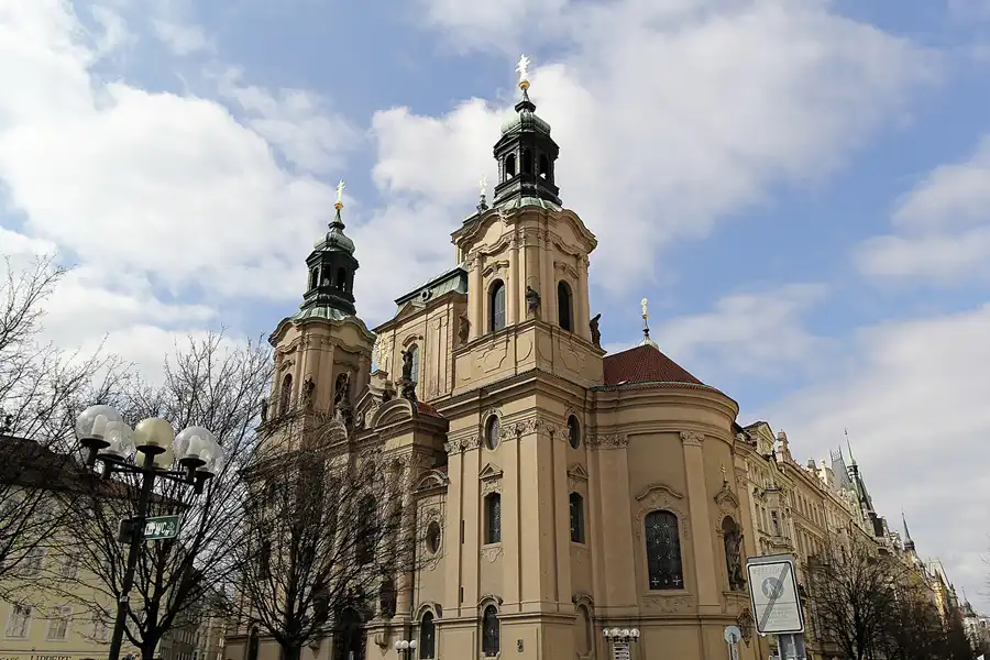 073 | 2016 | Praha | © carsten riede fotografie