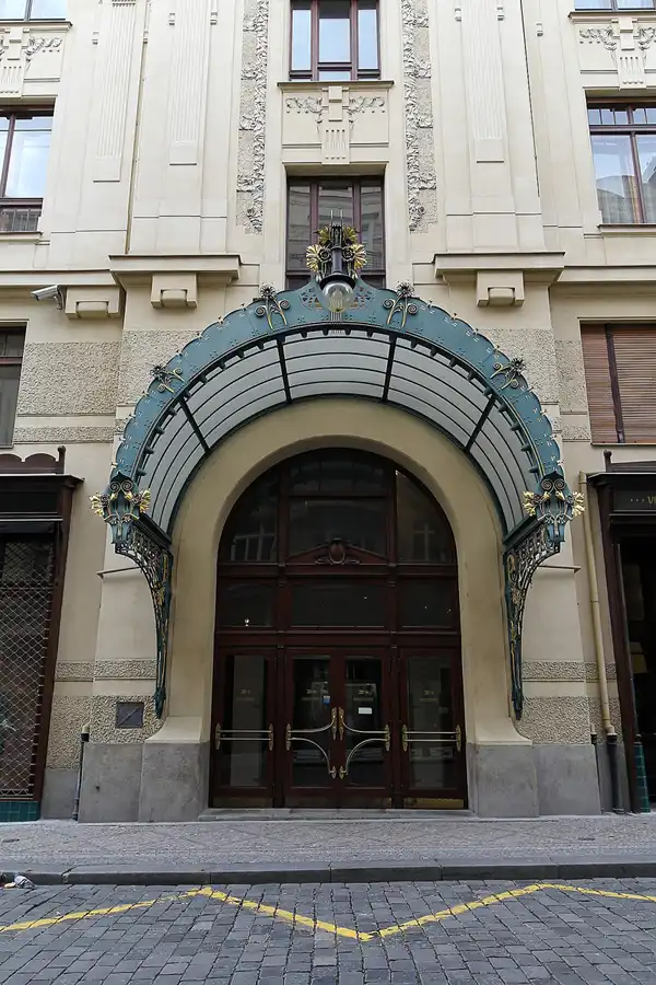 085 | 2016 | Praha | © carsten riede fotografie