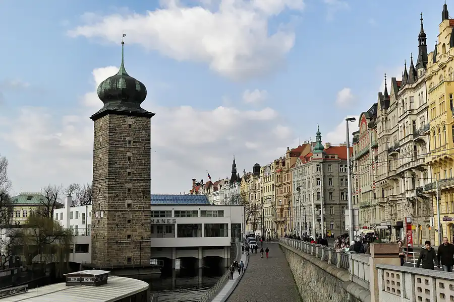 100 | 2016 | Praha | © carsten riede fotografie