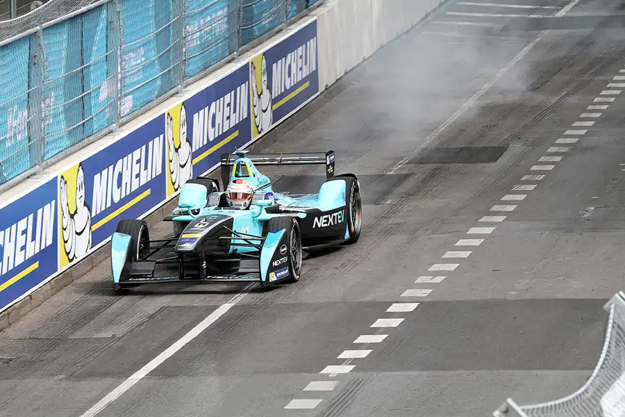 072 | 2016 | Berlin | Nextev TCR FormulaE 001 | Team Nextev TCR | Nelson Piquet Jr. | © carsten riede fotografie