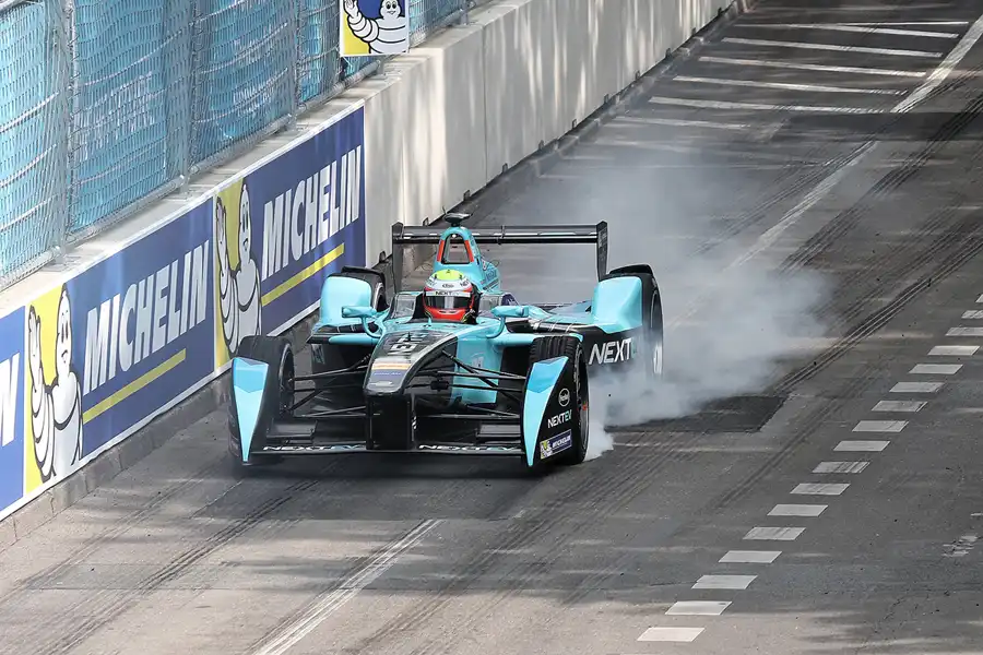 076 | 2016 | Berlin | Nextev TCR FormulaE 001 | Team Nextev TCR | Oliver Turvey | © carsten riede fotografie