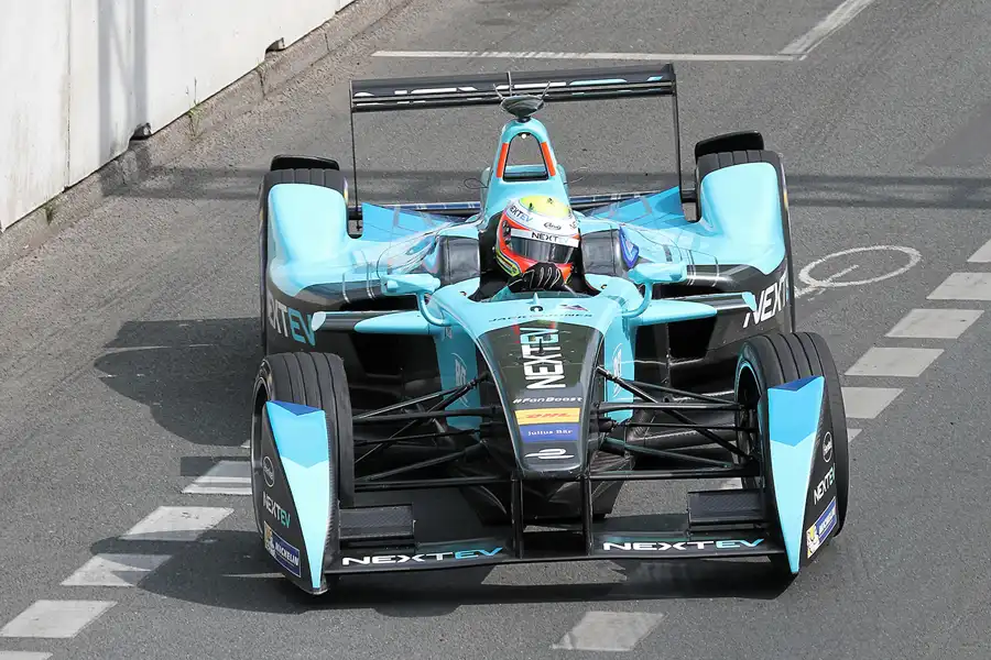 077 | 2016 | Berlin | Nextev TCR FormulaE 001 | Team Nextev TCR | Oliver Turvey | © carsten riede fotografie