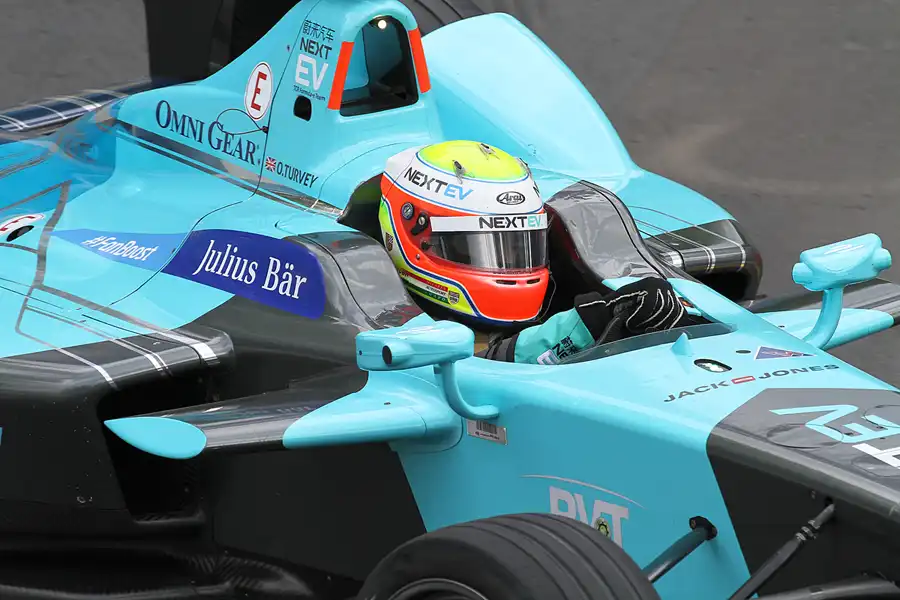 079 | 2016 | Berlin | Nextev TCR FormulaE 001 | Team Nextev TCR | Oliver Turvey | © carsten riede fotografie