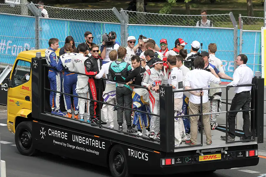 167 | 2016 | Berlin | Impressions – Drivers Parade | © carsten riede fotografie