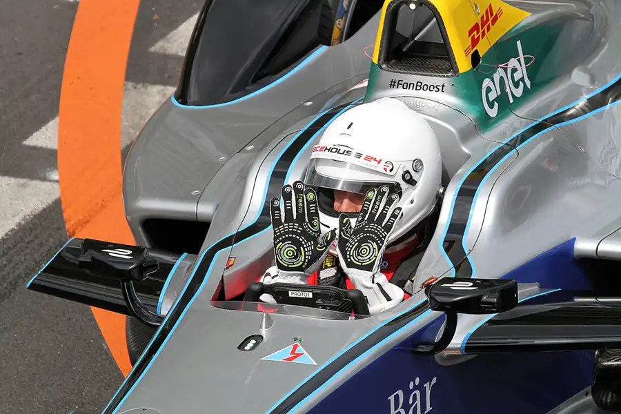 184 | 2016 | Berlin | Impressions – Spark-Renault SRT_01E - Allan McNish | © carsten riede fotografie