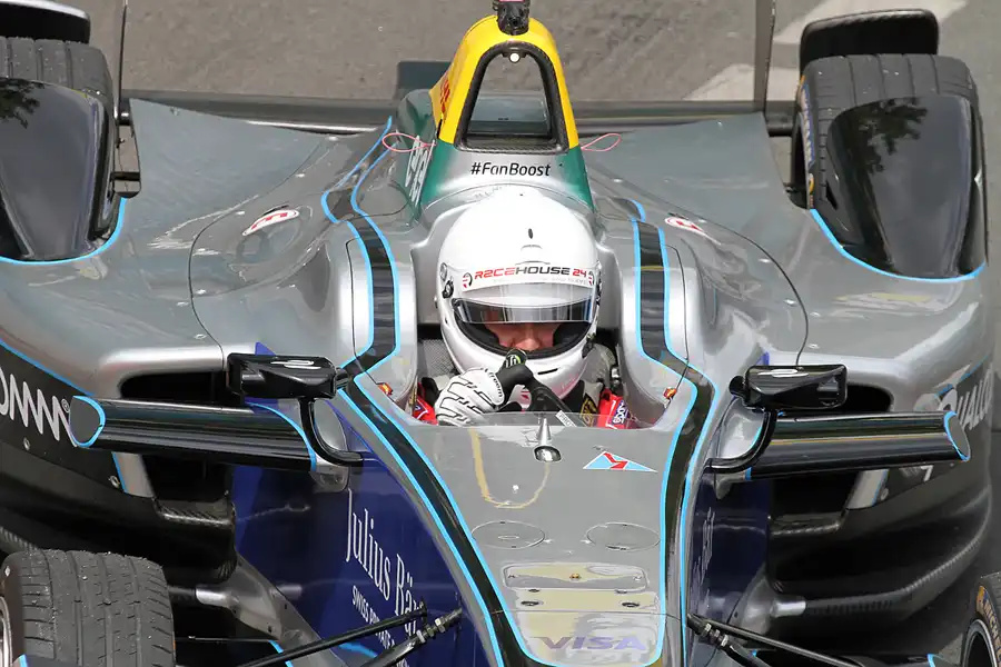 186 | 2016 | Berlin | Impressions – Spark-Renault SRT_01E - Allan McNish | © carsten riede fotografie