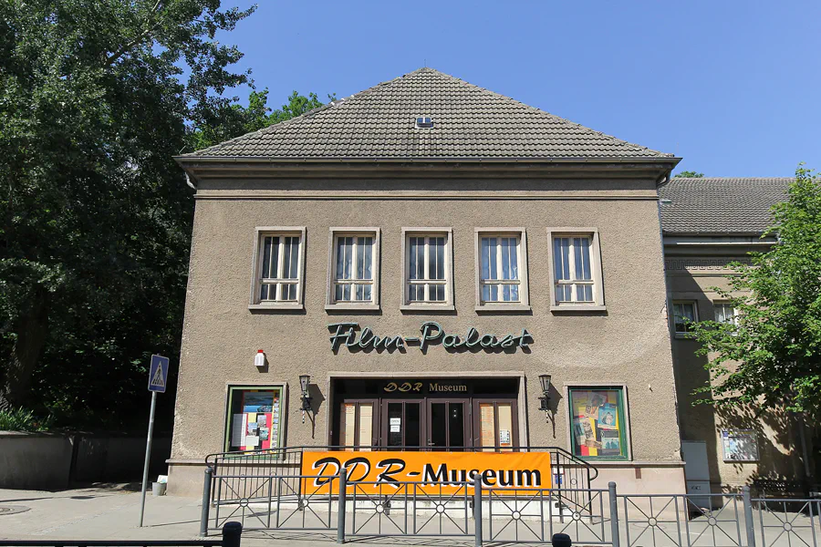 001 | 2016 | Inselstadt Malchow | DDR-Museum im Film-Palast | © carsten riede fotografie