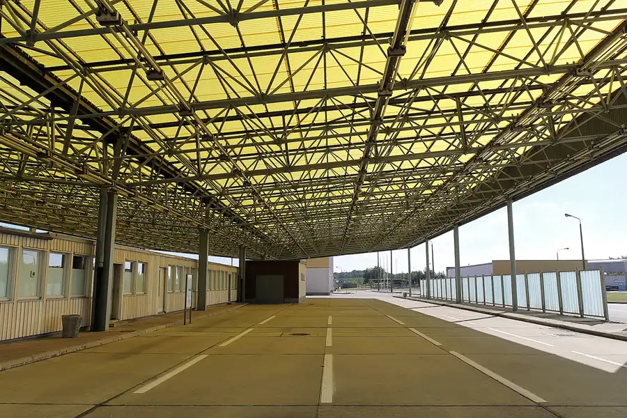 020 | 2016 | Marienborn | Grenzübergangsstelle Marienborn | © carsten riede fotografie