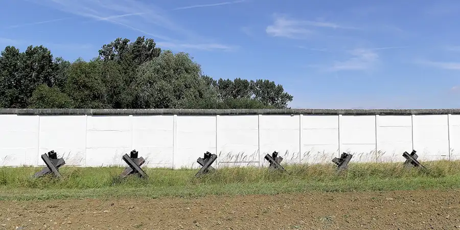 069 | 2016 | Hötensleben | Grenzdenkmal | © carsten riede fotografie