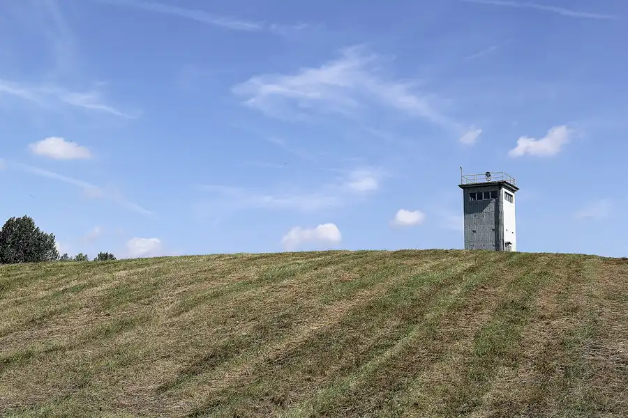 076 | 2016 | Hötensleben | Grenzdenkmal | © carsten riede fotografie