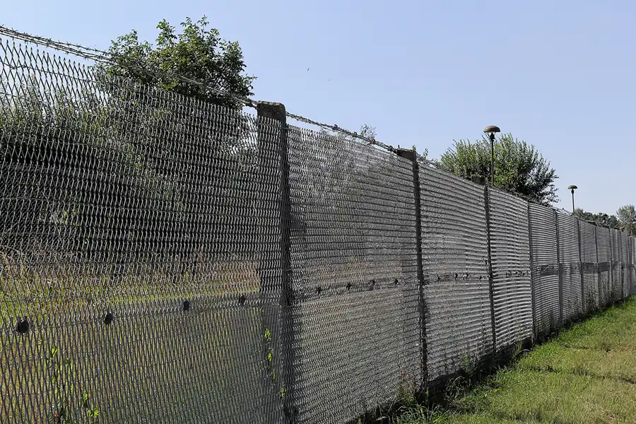 077 | 2016 | Hötensleben | Grenzdenkmal | © carsten riede fotografie