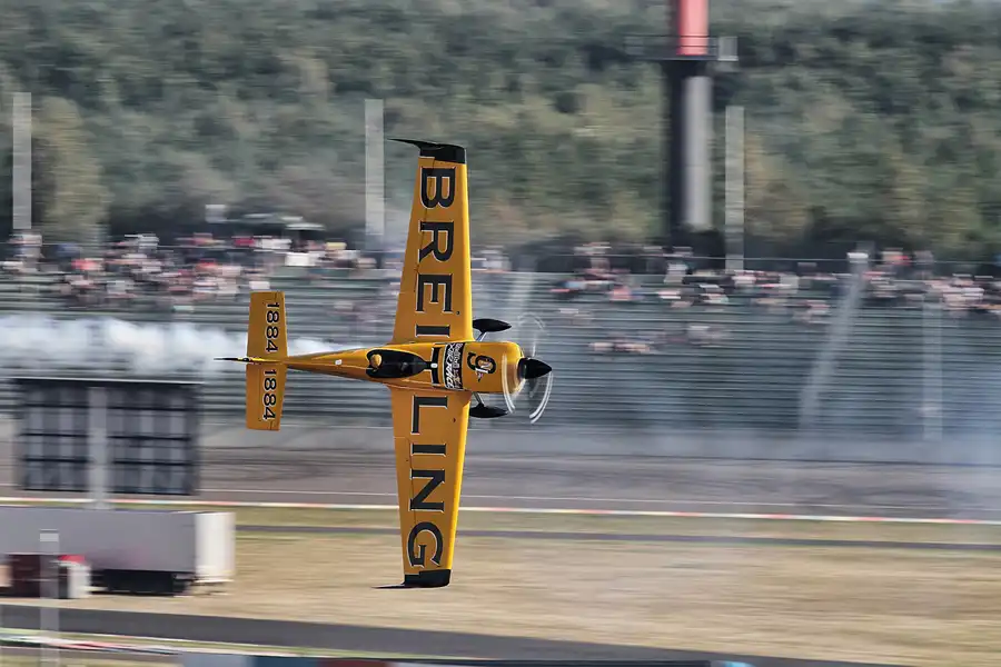 011 | 2016 | Eurospeedway | Red Bull Air Race – Master Class N° 6 – Nigel Lamb | © carsten riede fotografie
