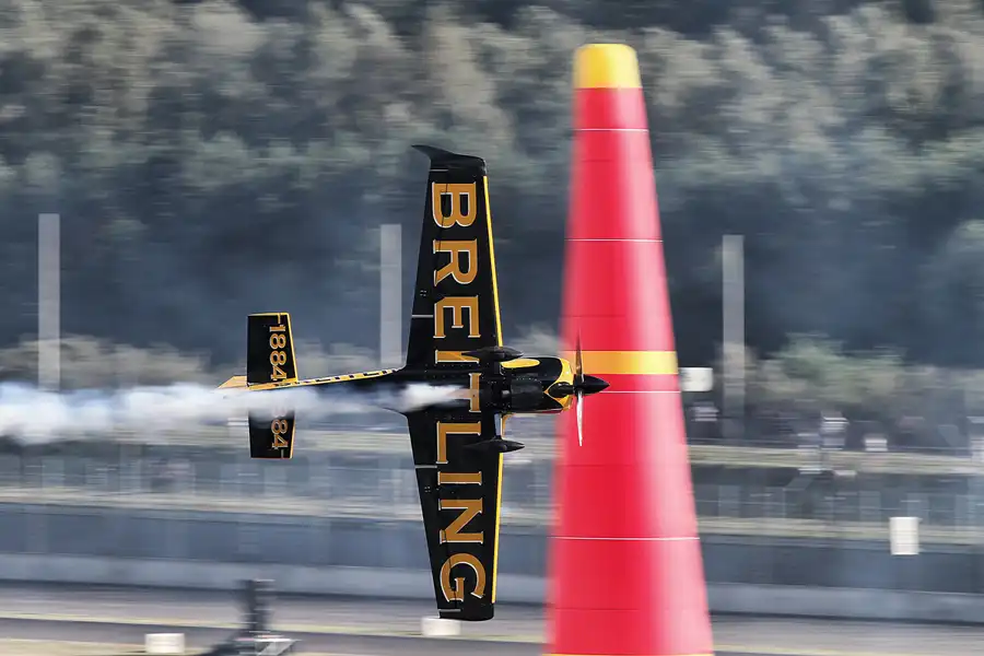 012 | 2016 | Eurospeedway | Red Bull Air Race – Master Class N° 6 – Nigel Lamb | © carsten riede fotografie
