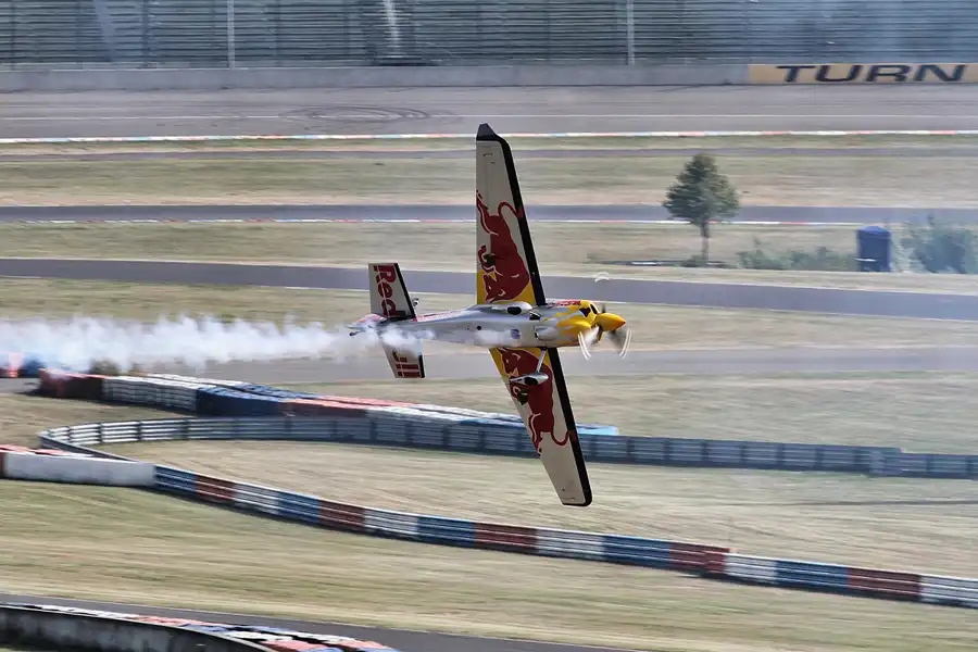 026 | 2016 | Eurospeedway | Red Bull Air Race – Master Class N° 10 – Kirby Chambliss | © carsten riede fotografie
