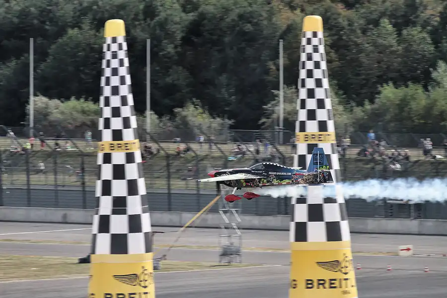 048 | 2016 | Eurospeedway | Red Bull Air Race – Master Class N° 18 – Petr Kopfstein | © carsten riede fotografie