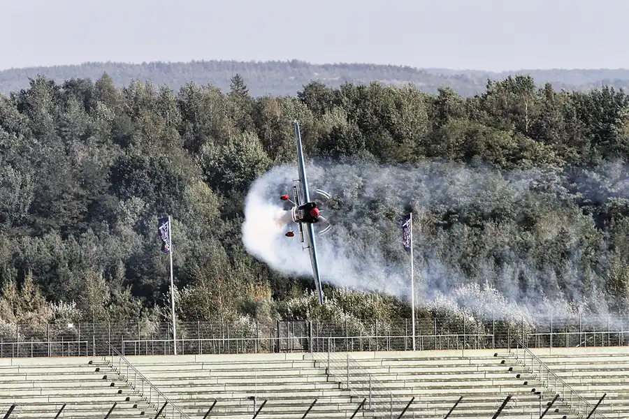057 | 2016 | Eurospeedway | Red Bull Air Race – Master Class N° 18 – Petr Kopfstein | © carsten riede fotografie