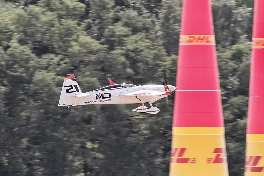 060 | 2016 | Eurospeedway | Red Bull Air Race – Master Class N° 21 – Matthias Dolderer | © carsten riede fotografie