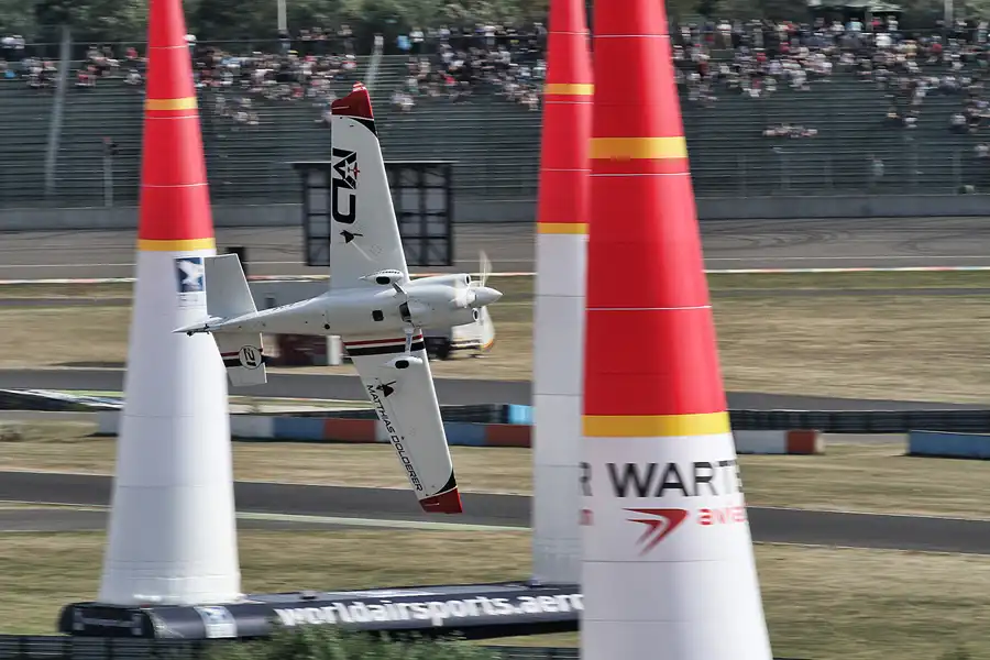 061 | 2016 | Eurospeedway | Red Bull Air Race – Master Class N° 21 – Matthias Dolderer | © carsten riede fotografie