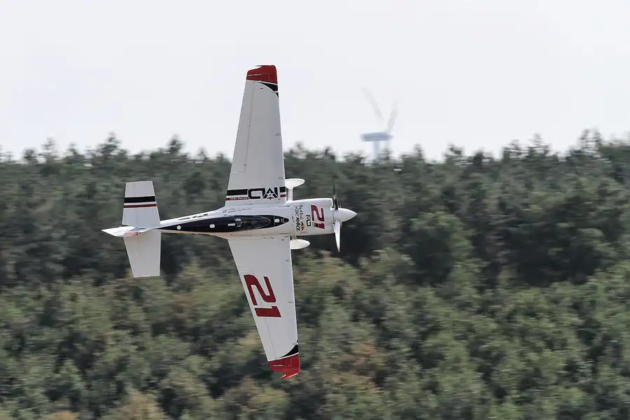 062 | 2016 | Eurospeedway | Red Bull Air Race – Master Class N° 21 – Matthias Dolderer | © carsten riede fotografie