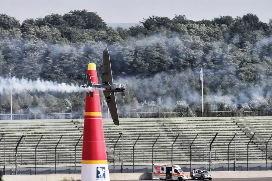071 | 2016 | Eurospeedway | Red Bull Air Race – Master Class N° 22 – Hannes Arch | © carsten riede fotografie