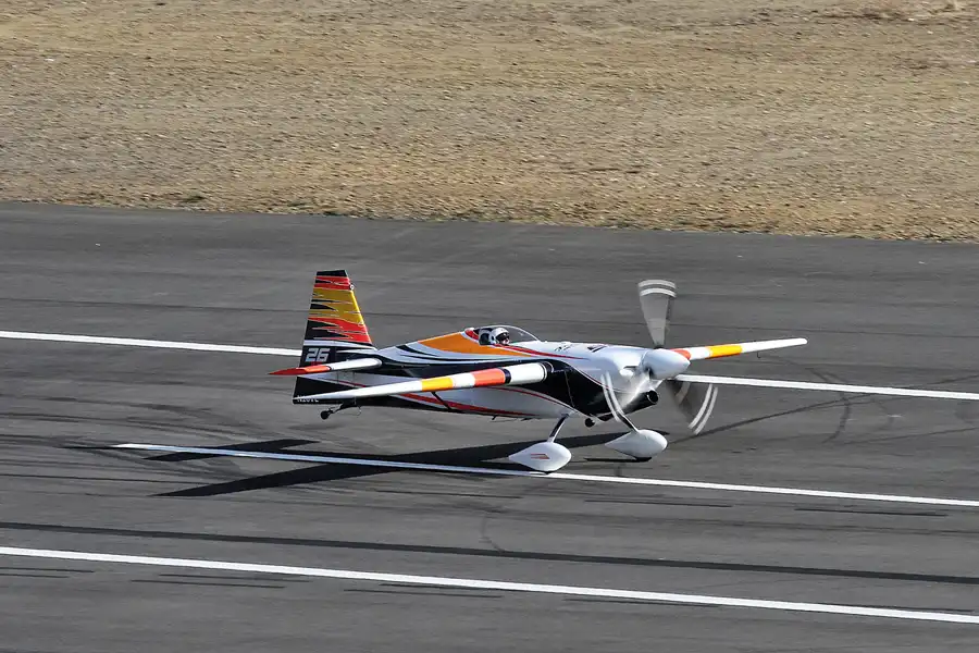 091 | 2016 | Eurospeedway | Red Bull Air Race – Master Class N° 26 – Juan Velarde | © carsten riede fotografie