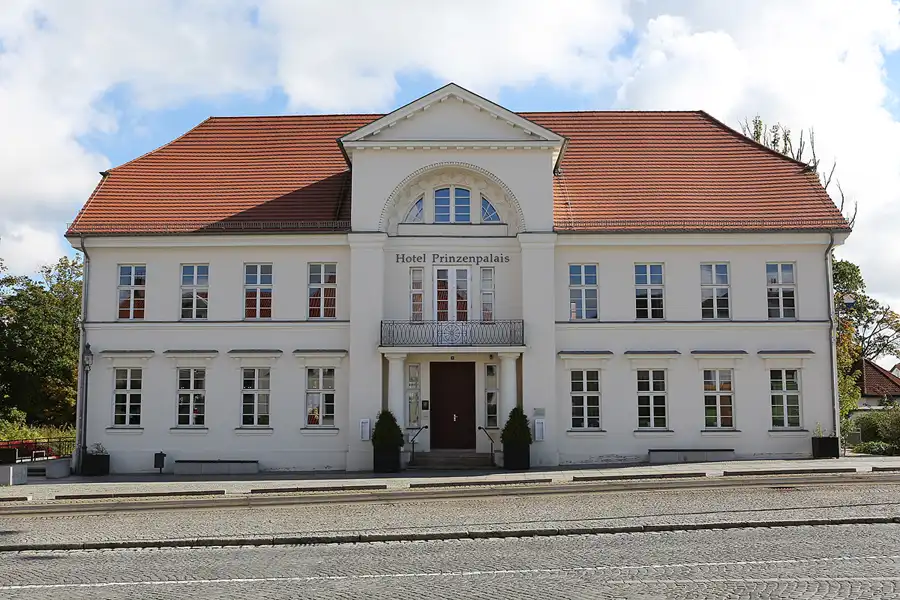 107 | 2016 | Bad Doberan | © carsten riede fotografie