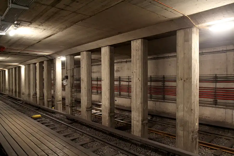 025 | 2016 | Berlin | U-Bahn-Cabrio-Tunnel-Tour | © carsten riede fotografie