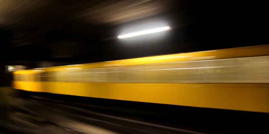 019 | 2016 | Berlin | U-Bahn-Cabrio-Tunnel-Tour | © carsten riede fotografie