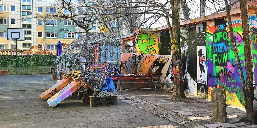 174 | 2017 | Berlin | Degnerstrasse | © carsten riede fotografie