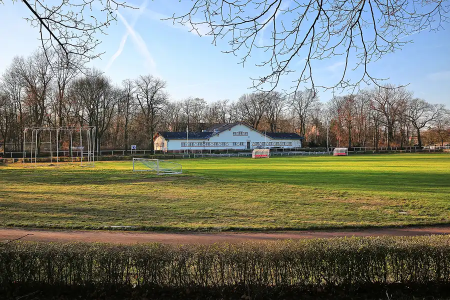 177 | 2017 | Berlin | Rund um das NSG Fauler See – Stadion Buschallee | © carsten riede fotografie