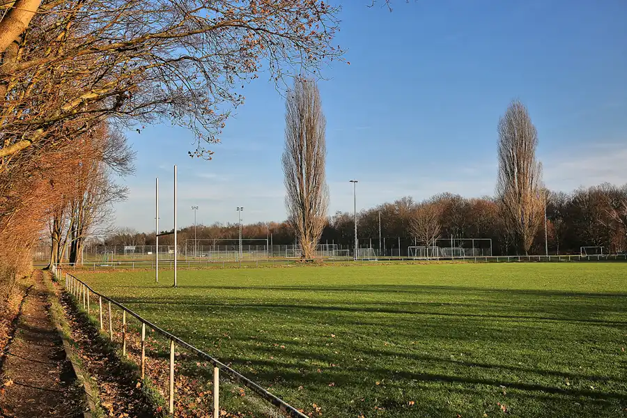 178 | 2017 | Berlin | Rund um das NSG Fauler See – Stadion Buschallee | © carsten riede fotografie