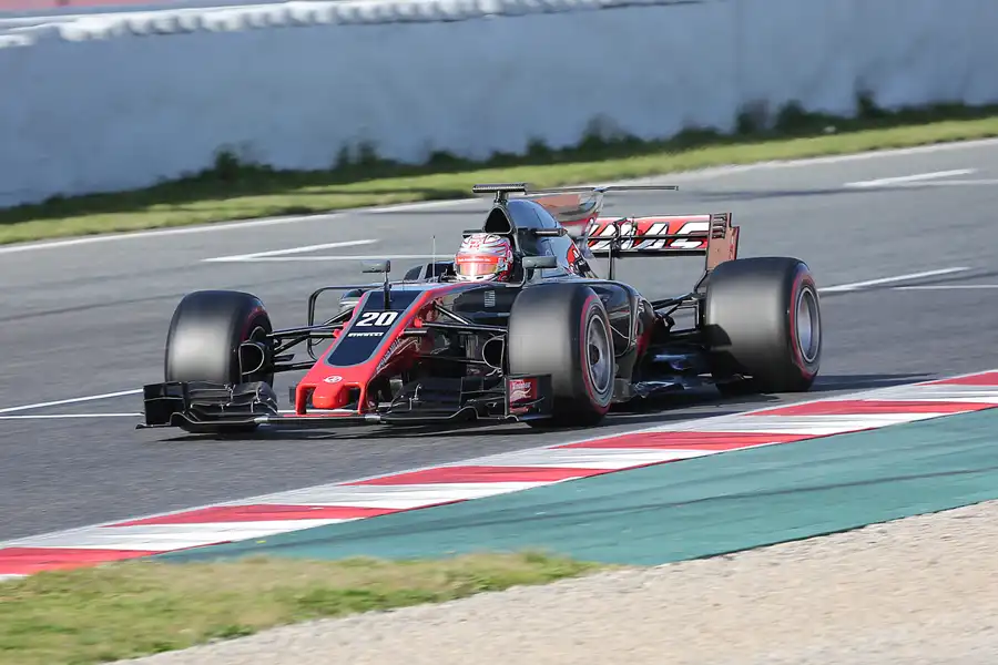 105 | 2017 | Barcelona | Haas-Ferrari VF-17 | Kevin Magnussen | © carsten riede fotografie