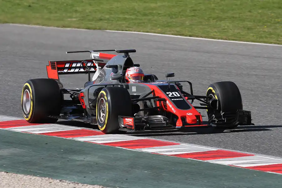 112 | 2017 | Barcelona | Haas-Ferrari VF-17 | Kevin Magnussen | © carsten riede fotografie
