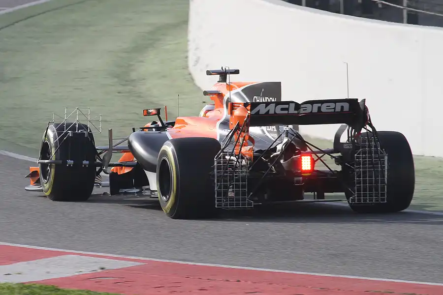 137 | 2017 | Barcelona | McLaren-Honda MCL32 | Stoffel Vandoorne | © carsten riede fotografie