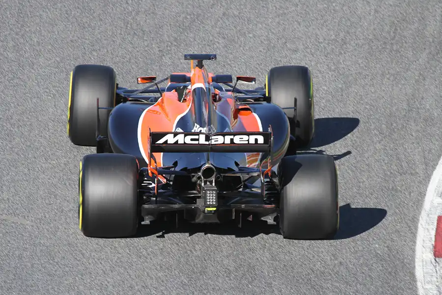 144 | 2017 | Barcelona | McLaren-Honda MCL32 | Stoffel Vandoorne | © carsten riede fotografie