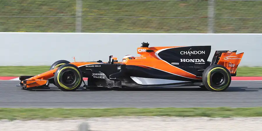 151 | 2017 | Barcelona | McLaren-Honda MCL32 | Stoffel Vandoorne | © carsten riede fotografie