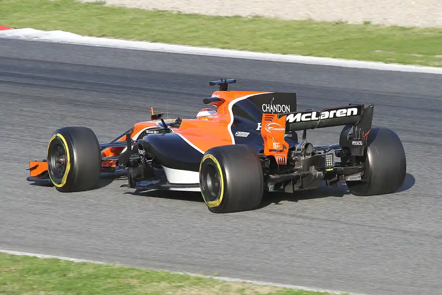 153 | 2017 | Barcelona | McLaren-Honda MCL32 | Stoffel Vandoorne | © carsten riede fotografie