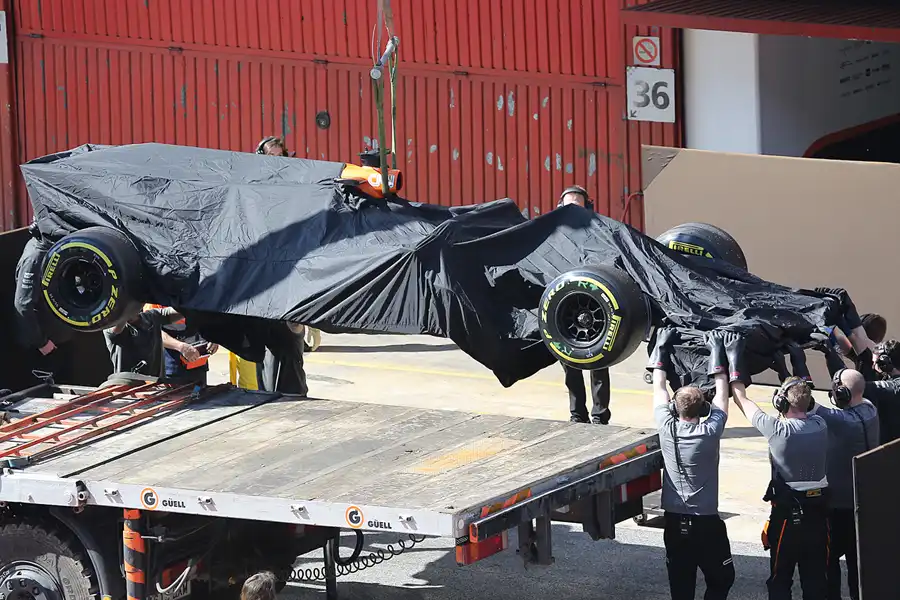 154 | 2017 | Barcelona | McLaren-Honda MCL32 | © carsten riede fotografie