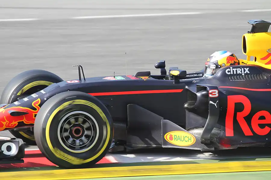 194 | 2017 | Barcelona | Red Bull-TAG Heuer RB13 | Daniel Ricciardo | © carsten riede fotografie