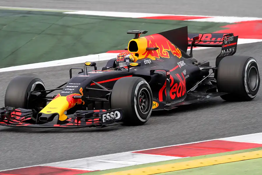 211 | 2017 | Barcelona | Red Bull-TAG Heuer RB13 | Max Verstappen | © carsten riede fotografie