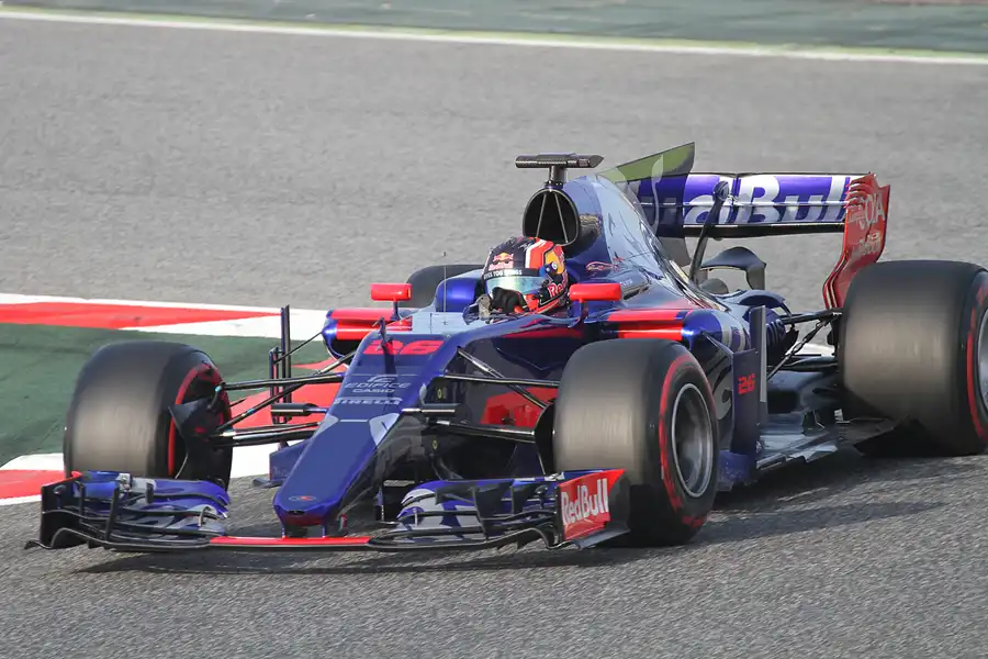 300 | 2017 | Barcelona | Toro Rosso-Renault STR12 | Daniil Kvyat | © carsten riede fotografie
