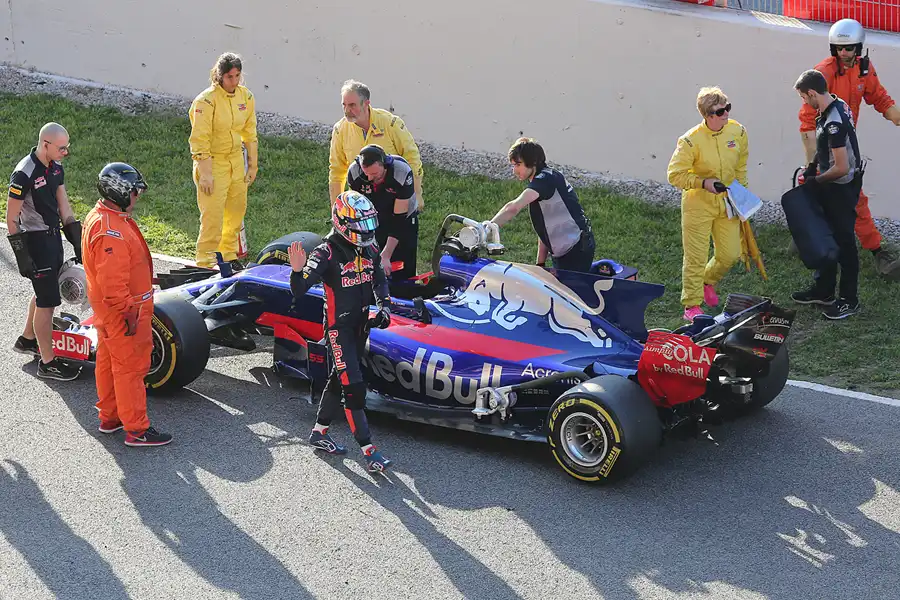 319 | 2017 | Barcelona | Toro Rosso-Renault STR12 | Carlos Sainz Jr. | © carsten riede fotografie