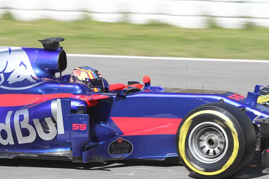 329 | 2017 | Barcelona | Toro Rosso-Renault STR12 | Carlos Sainz Jr. | © carsten riede fotografie
