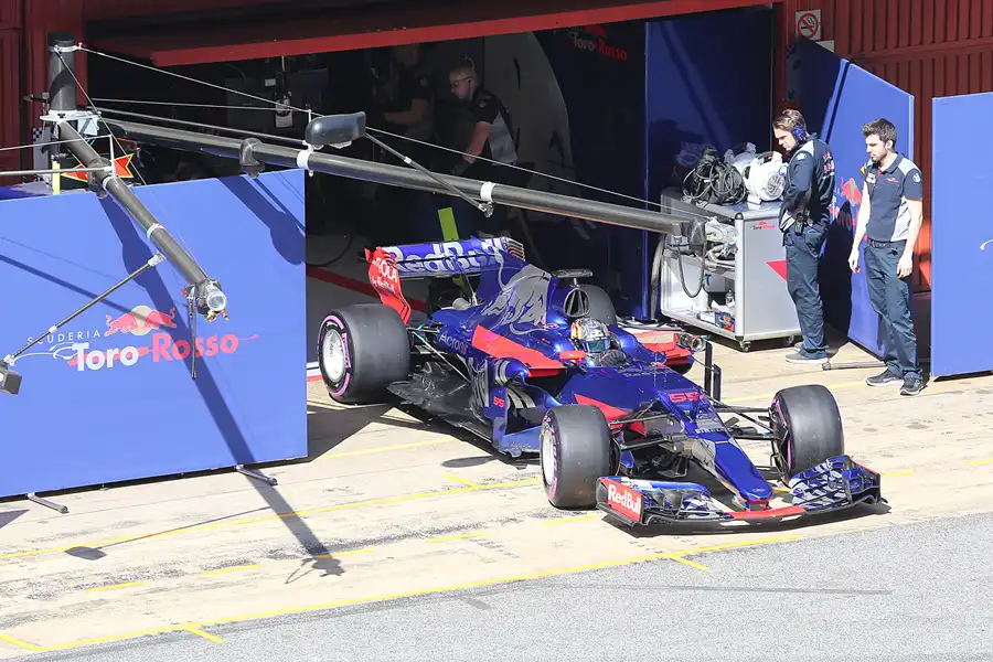 331 | 2017 | Barcelona | Toro Rosso-Renault STR12 | Carlos Sainz Jr. | © carsten riede fotografie