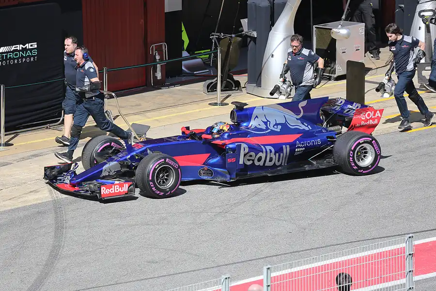 332 | 2017 | Barcelona | Toro Rosso-Renault STR12 | Carlos Sainz Jr. | © carsten riede fotografie