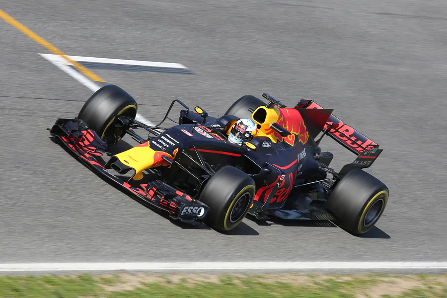 195 | 2017 | Barcelona | Red Bull-TAG Heuer RB13 | Daniel Ricciardo | © carsten riede fotografie